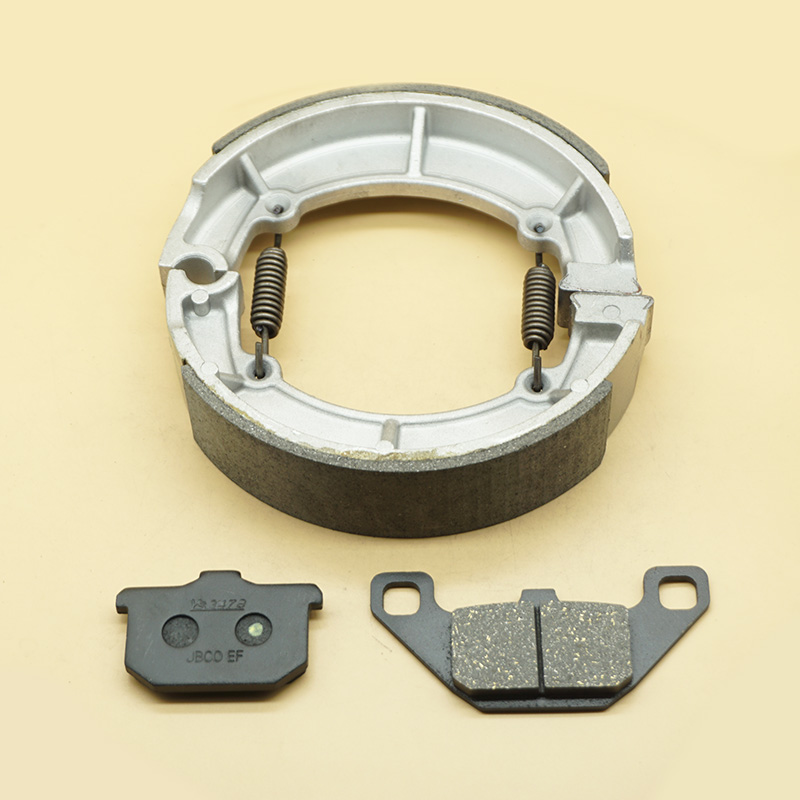 Brake Pad Set - Kit de plaquettes de frein avant