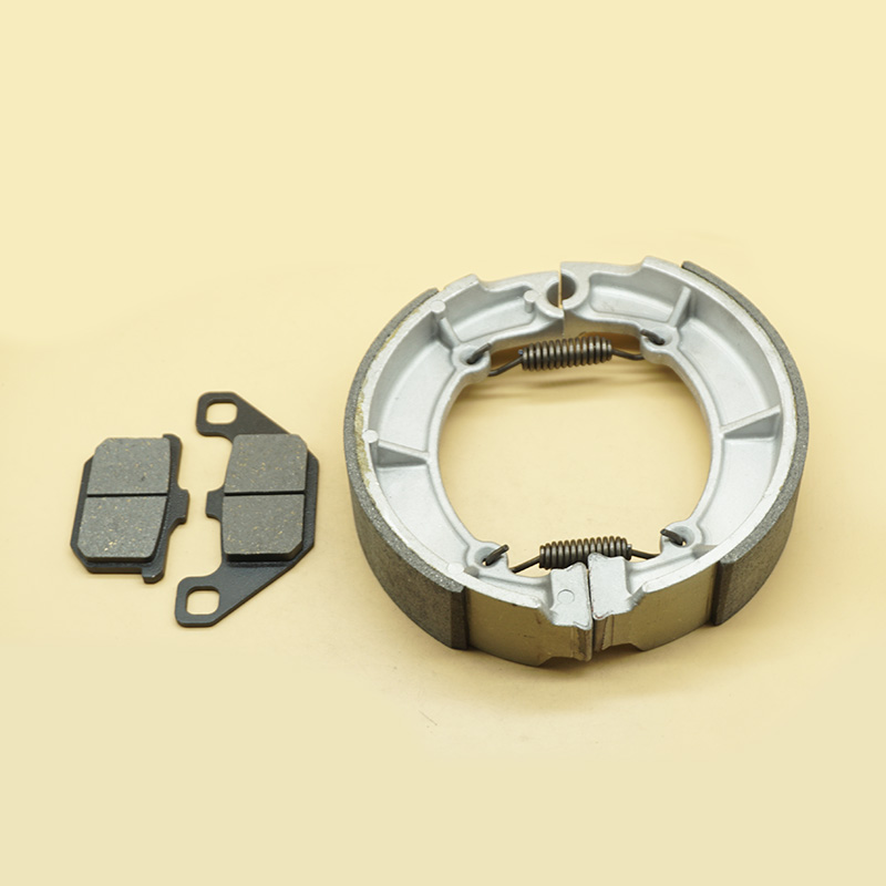 Kit de plaquettes de frein ava - Brake Pad Set avis et prix
